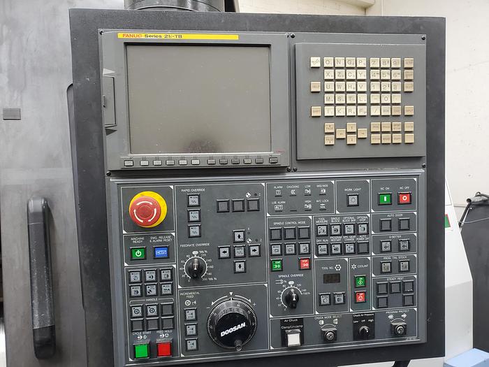 Doosan Puma 400C, Machine ID: 8232